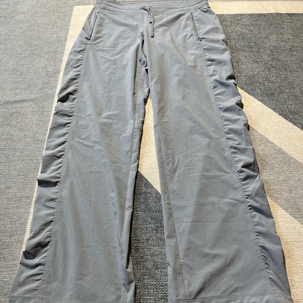 Athleta Grey La Viva Pant - size 6